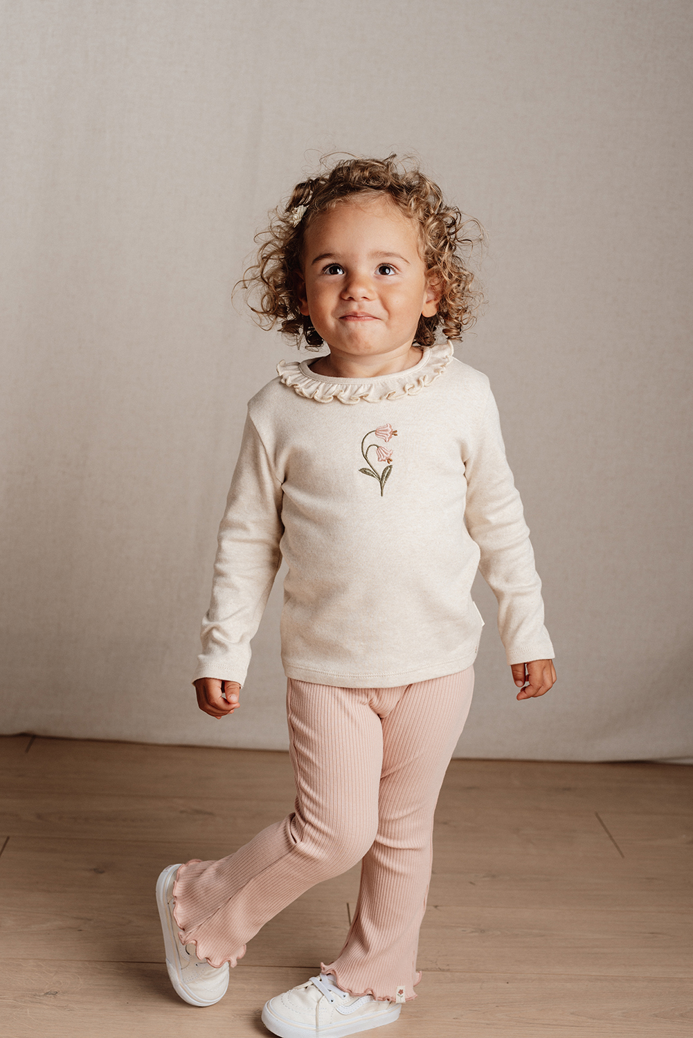 Long Sleeve Shirt / Langarmshirt - Little Farm sand (Gr. 86)