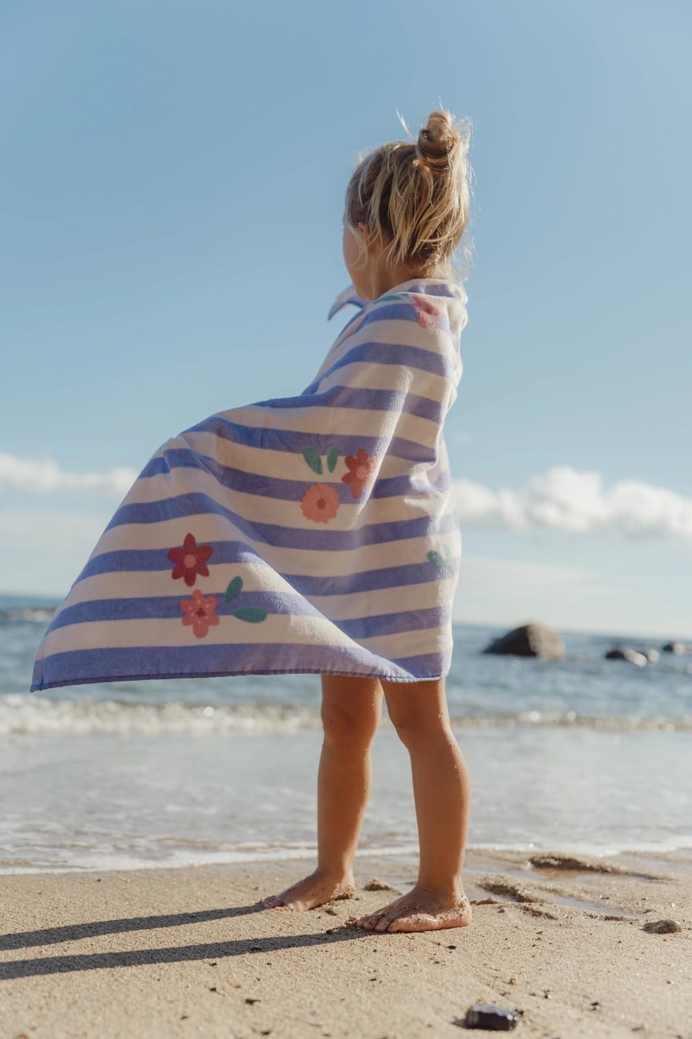 Handtuch / Strandhandtuch - Dreamy Purple Stripe lila / weiß (60x120 cm)