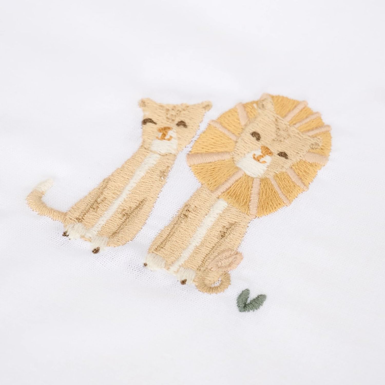 Babybettlaken Wiegenlaken bestickt Safari Leo - Safari Fiends (70x100 cm)