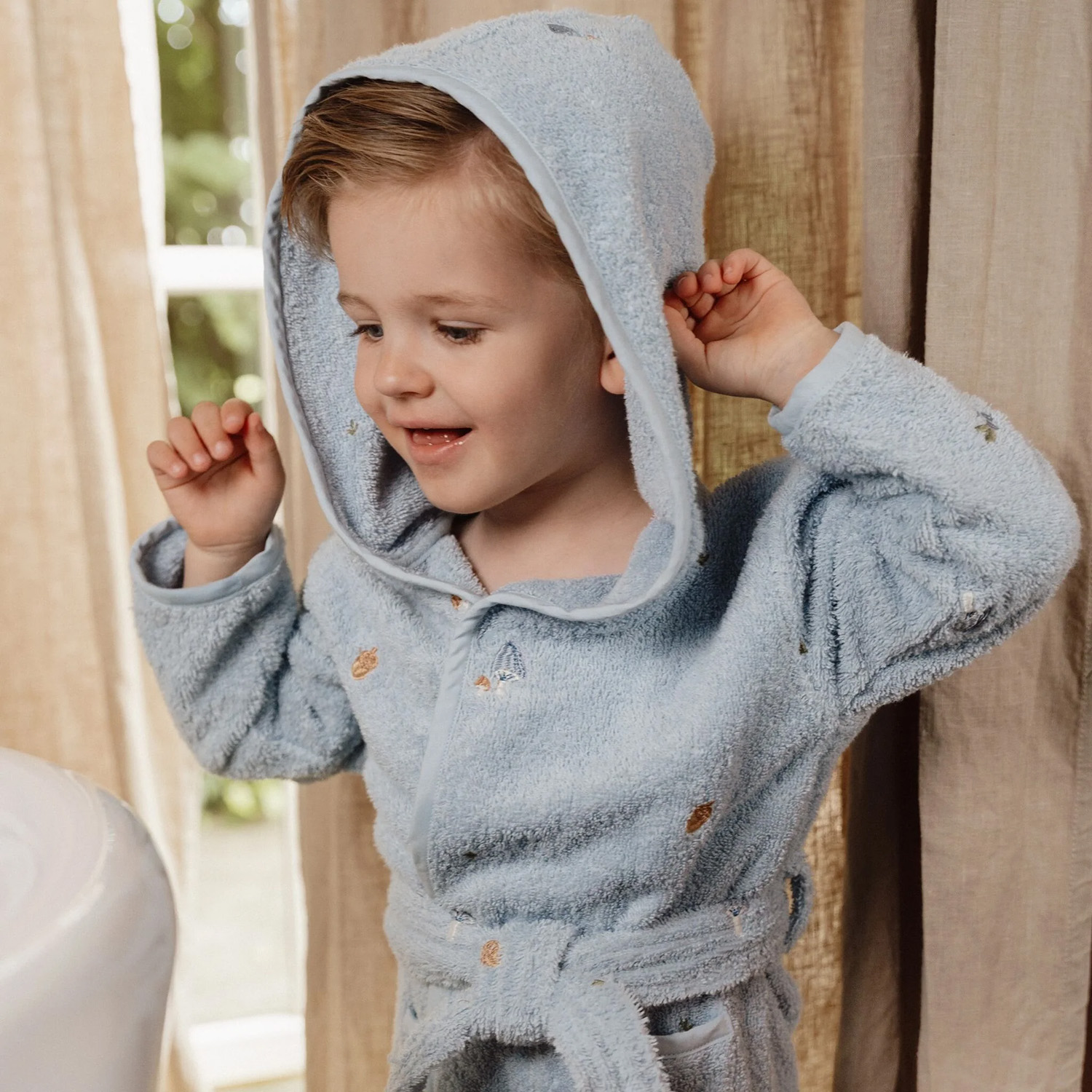 Bademantel bestickt - Forest Friends blau (Gr. 74/80)