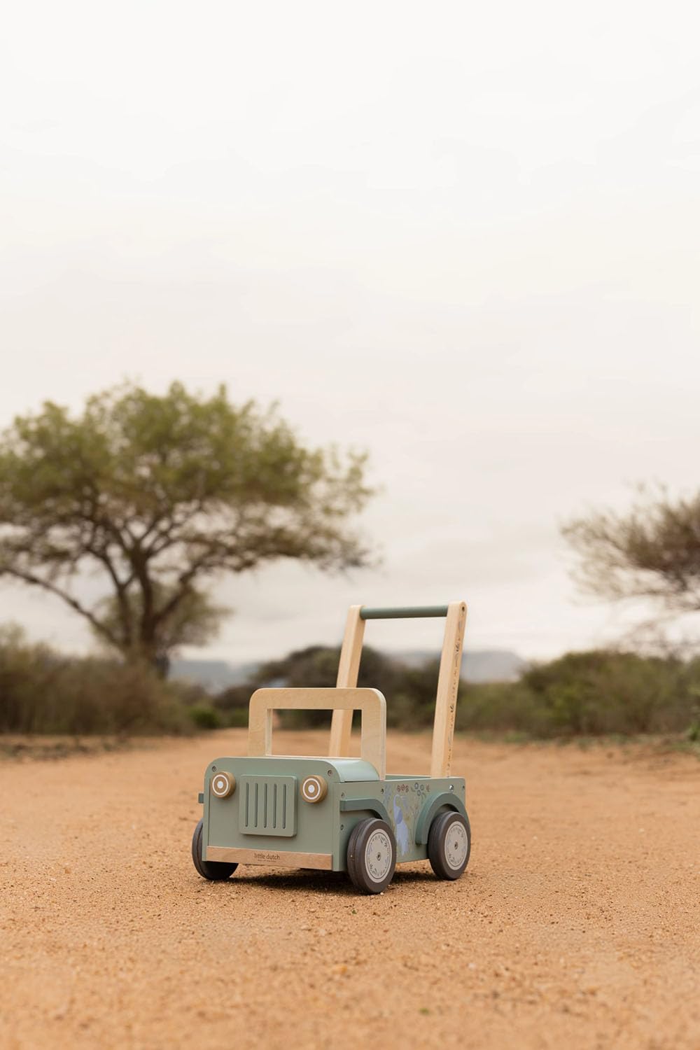 Holz Laufwagen Safari Auto - Safari Friends grün