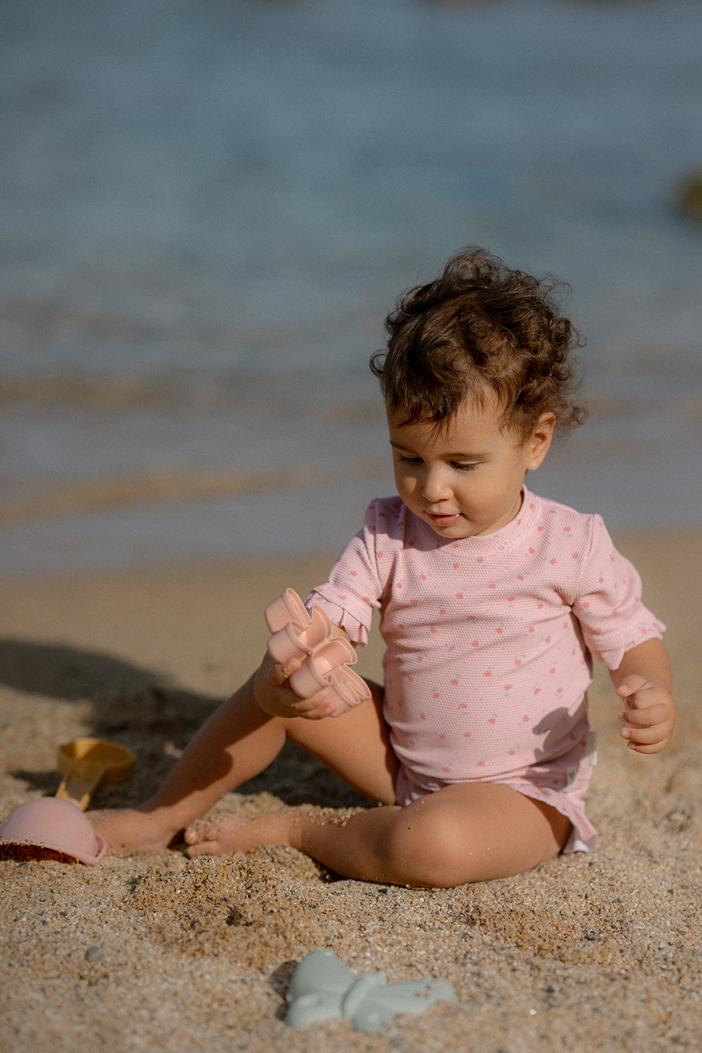 Schwimmshirt mit Rüschen kurzarm - Sunny Flowers Blush (Gr. 86/92)