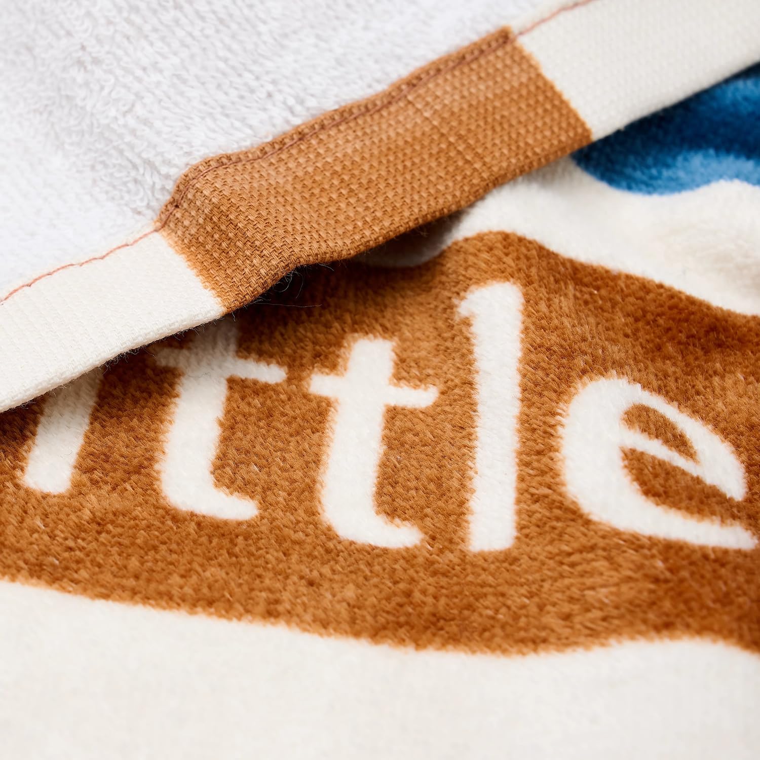 Handtuch / Strandhandtuch - Ocean Brown Stripes braun / weiß (60x120 cm)