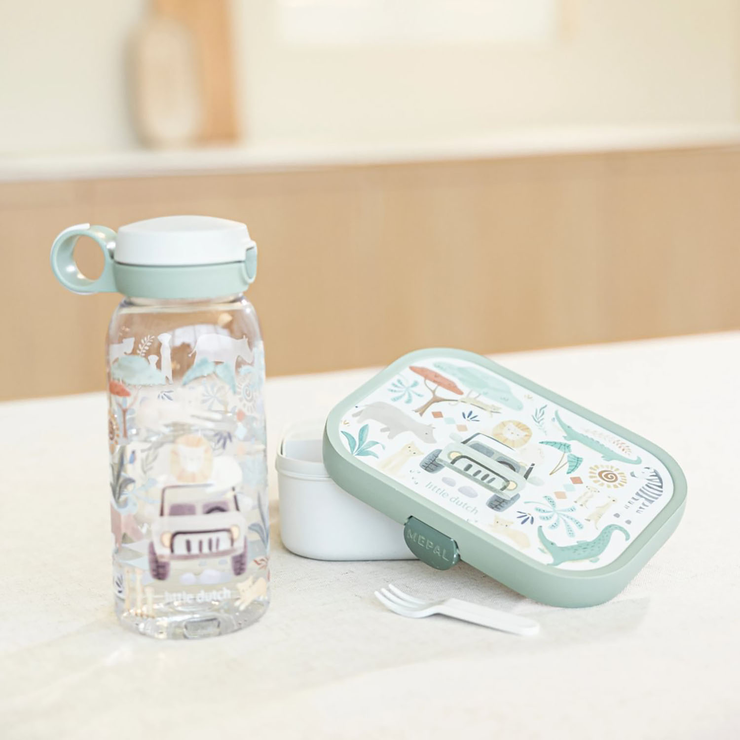Trinkflasche mit Klappdeckel Campus - Safari Friends 600 ml