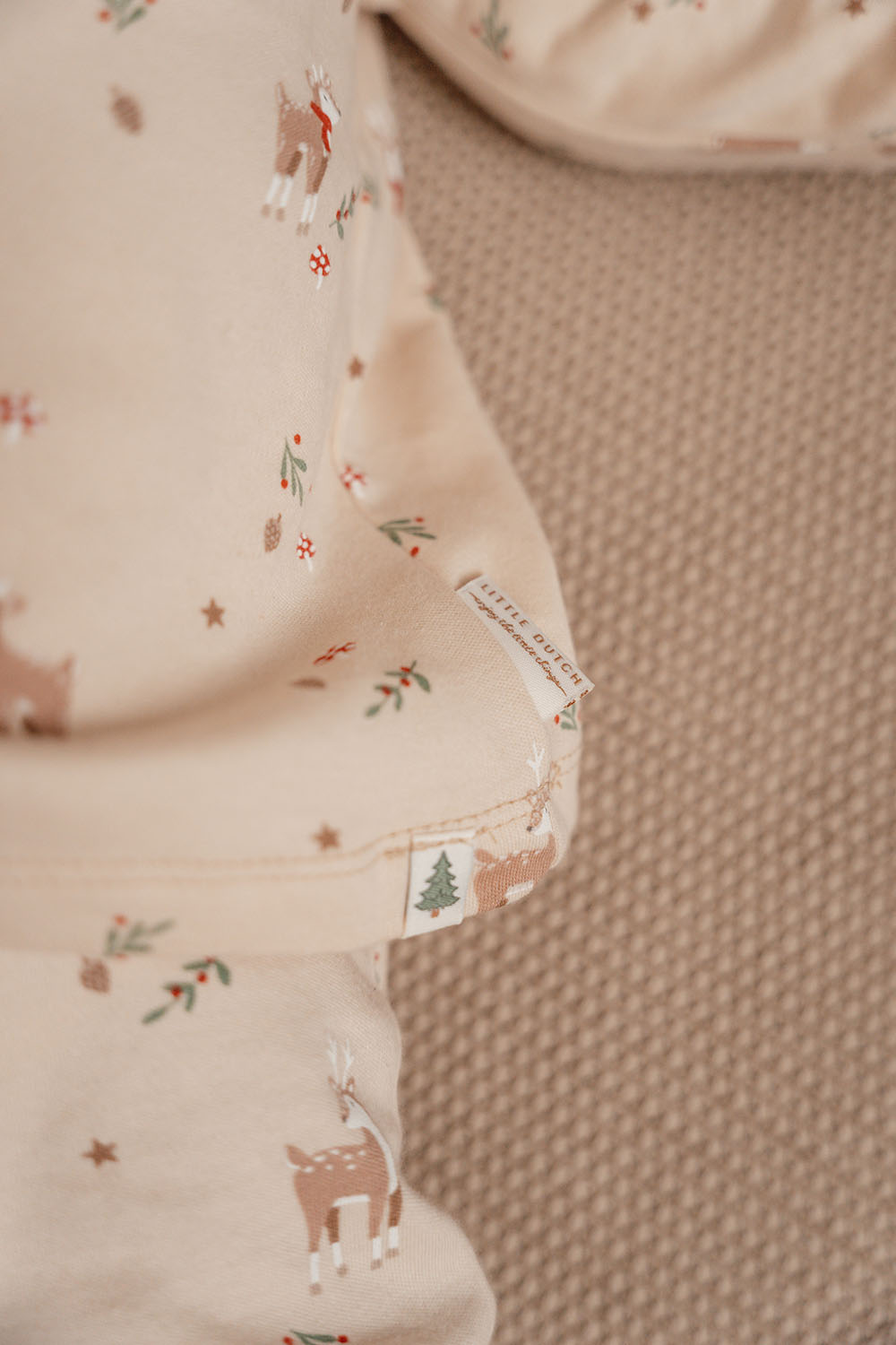 Pyjama / Schlafanzug zweiteilig - Weihnachten beige (Gr. 50/56)